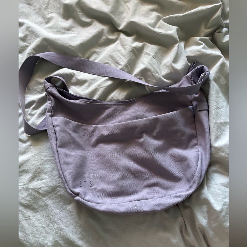 Beis The Carryall Crossbody in Lavender